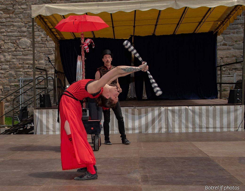 des bolas et encore de la souplesse!