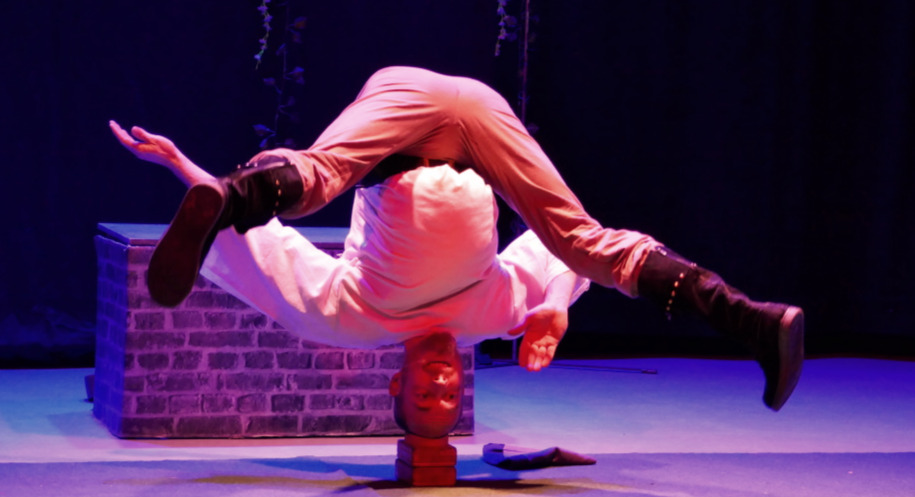 Fergal, ce drôle de personnage à l'envers